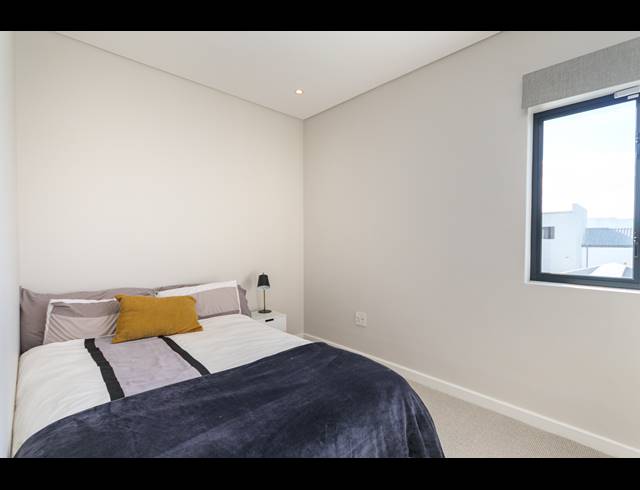 4 BEDROOM FREEHOLD FOR SALE IN SANDOWN